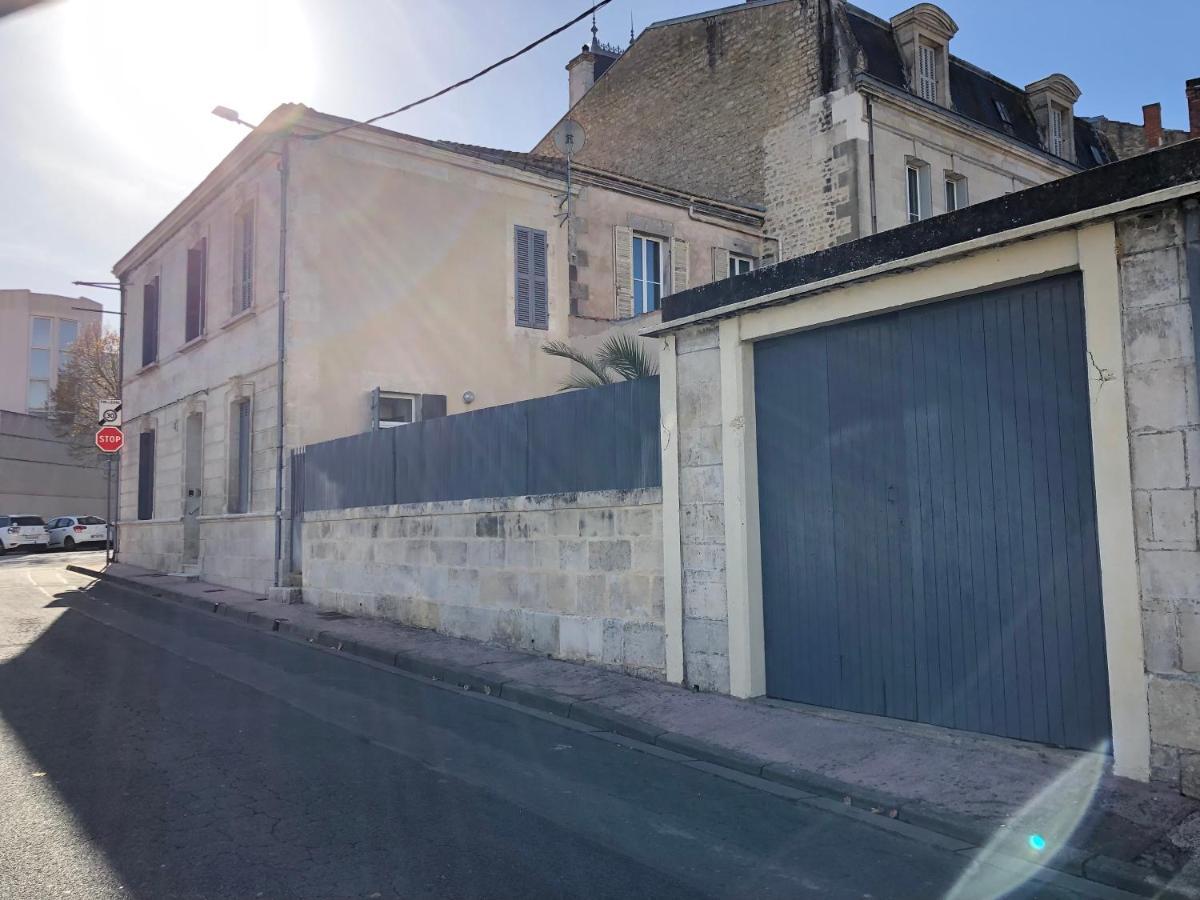 Les Demoiselles De Rochefort Exterior foto